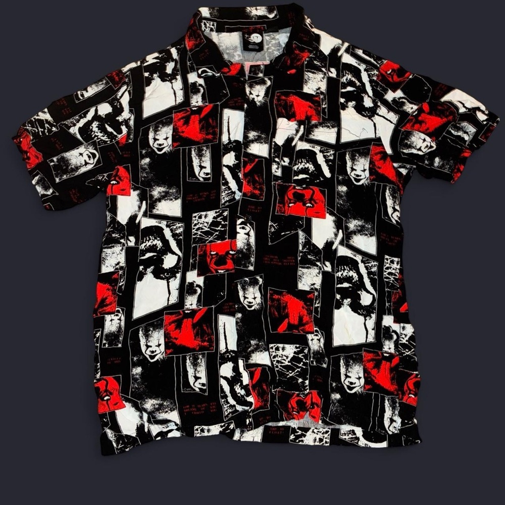 Pennywise Halloween Warner Bros. Black and Red Graphic Button Down Hawaiian Top
